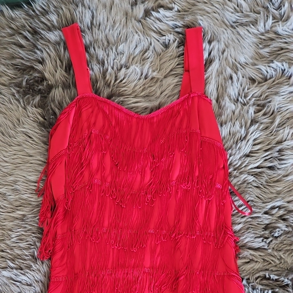 Elegant Red Ruffle Dress - Picture 2 of 7